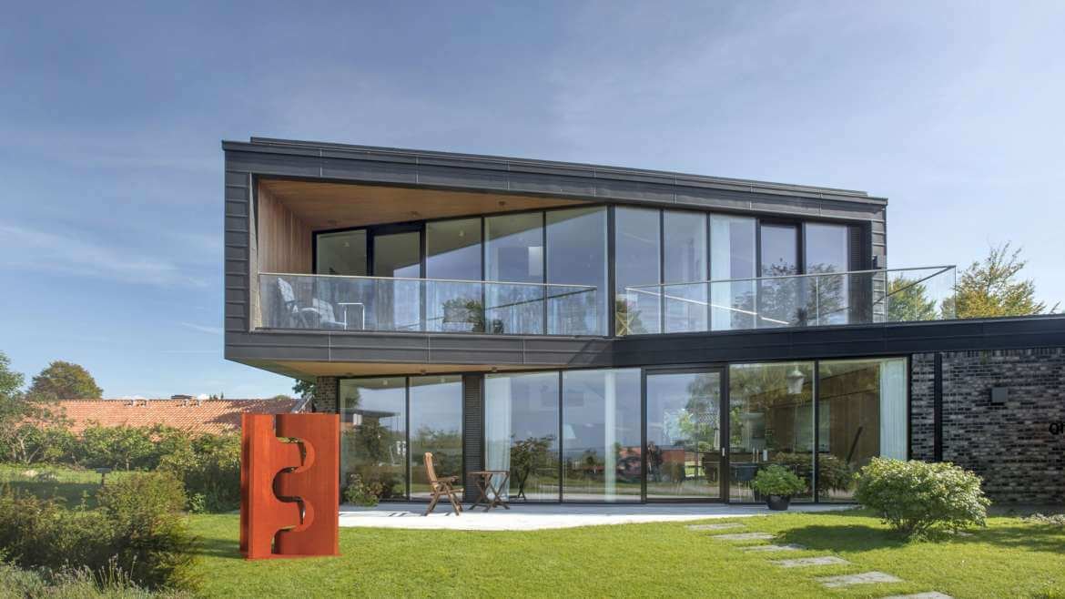 Outdoor Sculpture JOINED HANDS